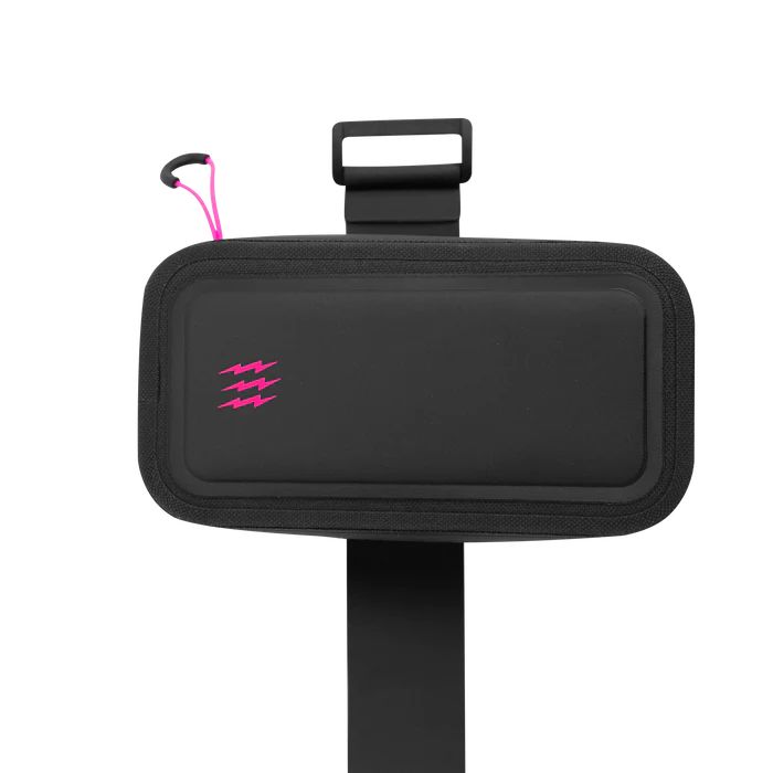 MR5_4102_1_-web_700x700_crop_center.png